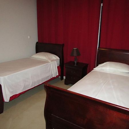 Residencial Girassol, Lda Bed and Breakfast São Filipe Exteriör bild