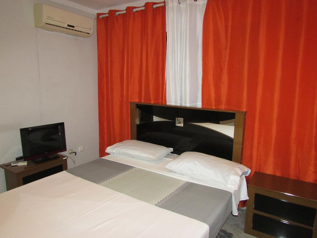 Residencial Girassol, Lda Bed and Breakfast São Filipe Exteriör bild