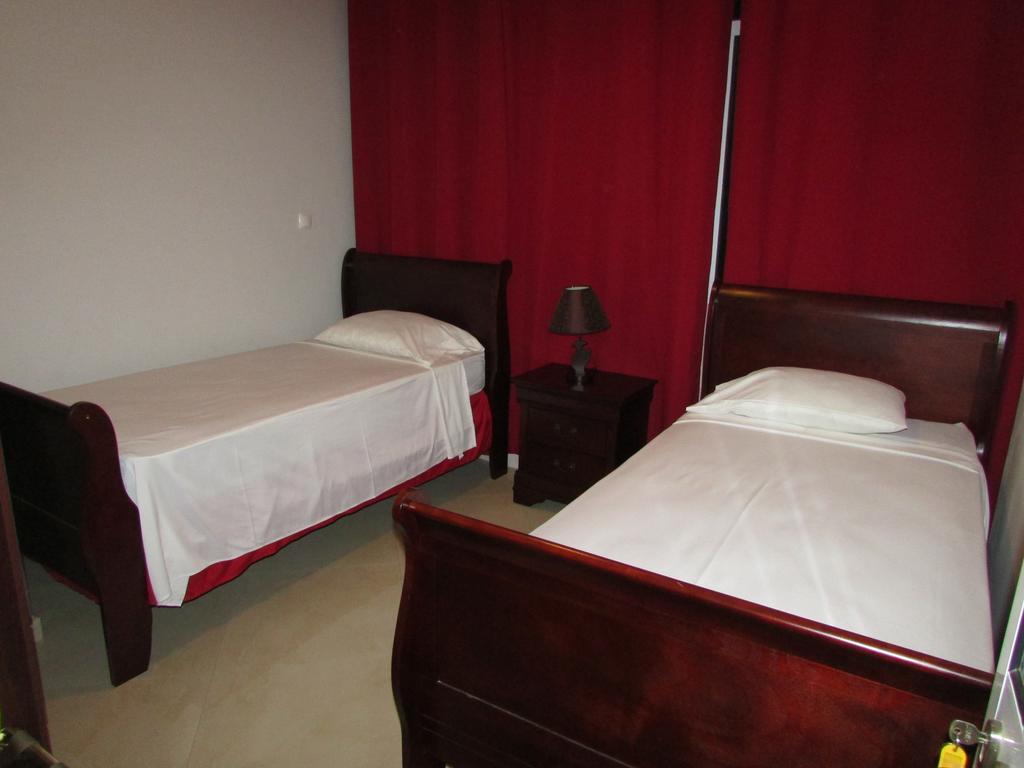 Residencial Girassol, Lda Bed and Breakfast São Filipe Exteriör bild